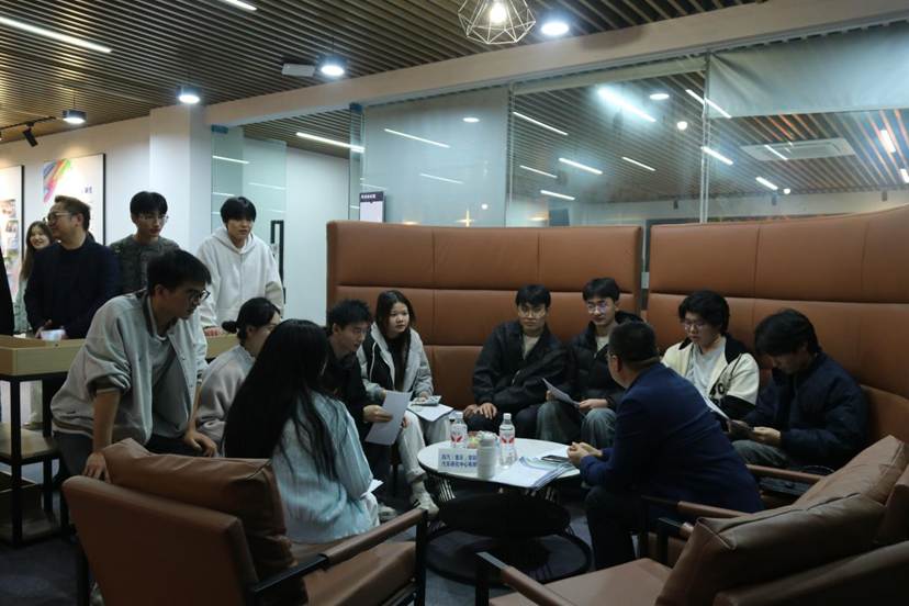 5F8B8E07120D42106842411ED4287783